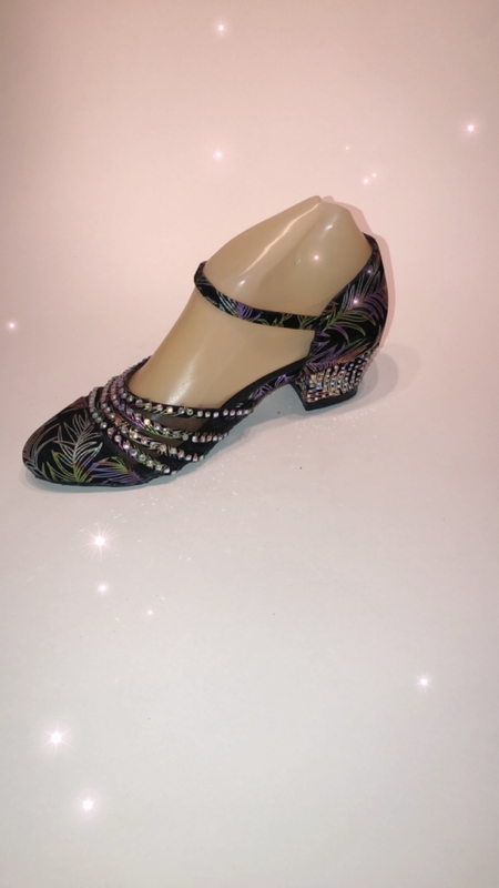 771-Leaf -Black leaf pattern closed toe shoe with diamanté strap foot support and black mesh in gaps