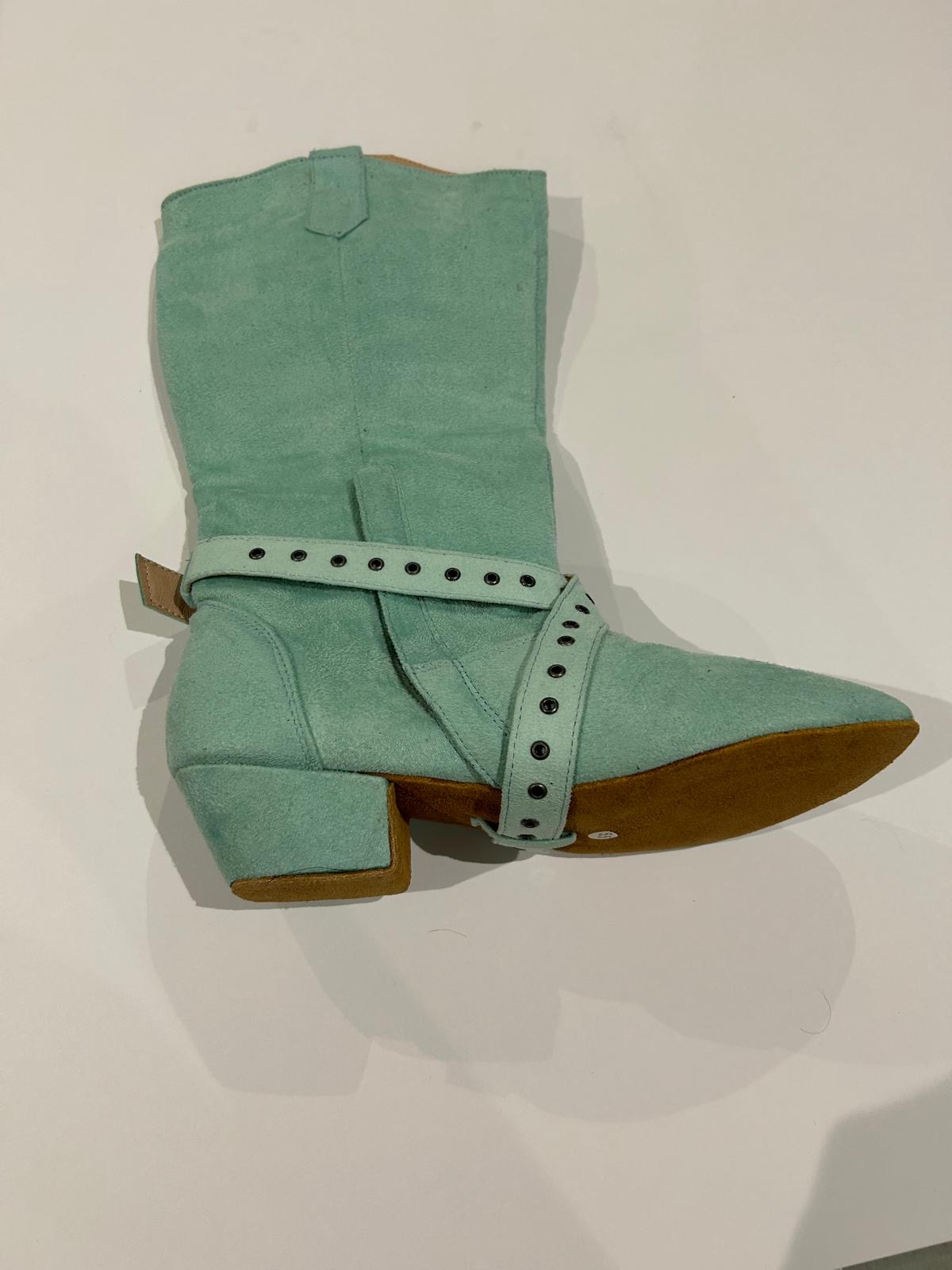 BB-Green Suede Boots