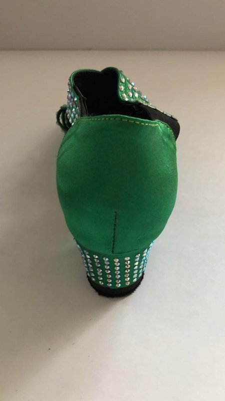 1578-GN -Green satin diamanté pull on sandal