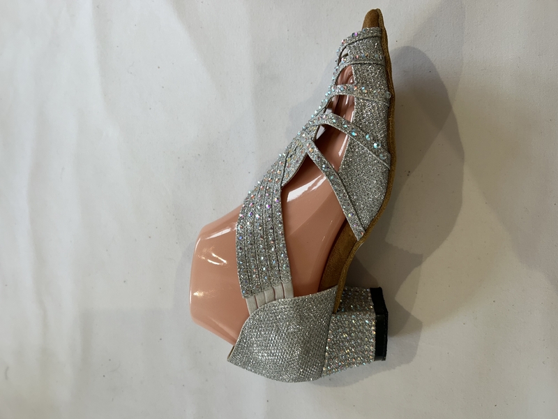 1578-S -Silver fabric pull on diamante Sandal